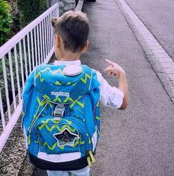 明星网红幼儿园书包