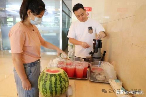今日南宁吃瓜事件视频,一场引发热议的街头冲突瞬间